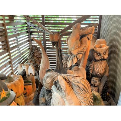 ふるさと納税 南部町 【世界大会入賞の建具屋さんが作る】南部町産杉材のチェーンソーアート『オウル』 |  | 02