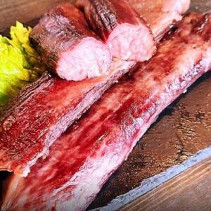 この地に伝わる独自の牛肉文化、津山名物 いぶし銀の【自家製 干し肉】250g【配送不可地域：離島】【1607132】
