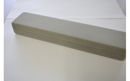 K18WG 計0.23ctの1個のダイヤとまわりに32個の小さなダイヤ付きのペンダント [Islauth 山梨県 韮崎市 20742166]