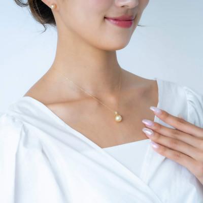 ふるさと納税 神戸市 【久遠】ゴールデンパール(南洋真珠)ダイヤモンド K18 イエローゴールド ペンダントトップ |  | 03