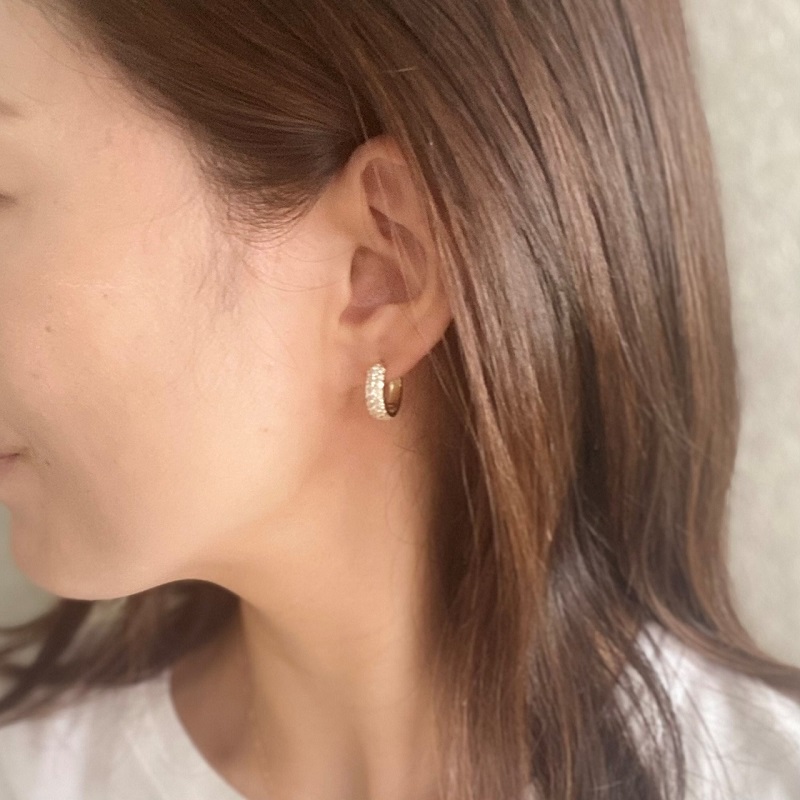 ＜ 甲府ジュエリー ＞[MADE IN KOFU]K18YG ダイヤパヴェフープピアス 1.0ct TI-1084