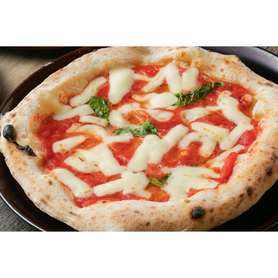＜Pizzeria e Trattoria CERVO＞チェルボの石窯 ピッツァ（マルゲリータ3枚）