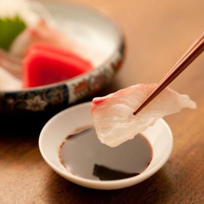 ふるさと納税 雲南市 【紅梅しょうゆ】絞りたてを蔵元直送 老舗醤油店が誇る!生揚げ醤油　150ml×1本 |  | 01