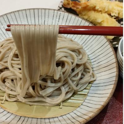 ふるさと納税 一関市 乾し椎茸6個分の栄養と旨味を詰め込んだ「喜の子うどん」200g入×3袋 |  | 01