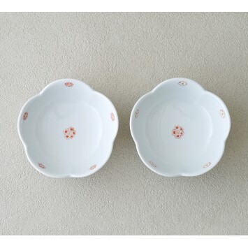 有田焼 花割小梅文様小鉢 2個組【肥前赤絵窯元 鷹巣】有田焼 食器 器 うつわ 和食器 手描き 赤絵 菓子皿 小鉢 ギフト プレゼント bm016_イメージ3