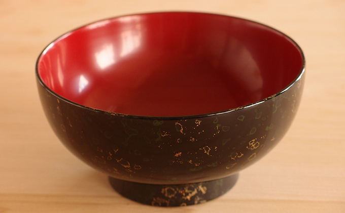 津軽塗 汁椀 [唐塗 黒] お椀 椀 青森 青森県 日本製 木製 工芸品 工芸 民芸品 食器 キッチン 大人 還暦祝い 結婚祝い 夫婦 両親 結婚 祝い 結婚記念日 ギフト プレゼント 贈り物 贈答 