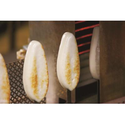 ふるさと納税 仙台市 蒲鉾職人の技と老舗の味 仙台名産 鐘崎の笹かまぼこ大漁旗詰合せ【TI-09】　無添加・魚たんぱく |  | 02