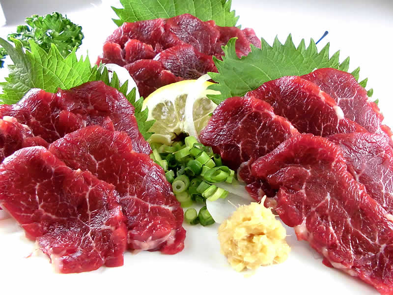 
【定期便 3回】国産 上赤身 馬刺し 約600g 計約1.8kg 馬肉 馬 熊本
