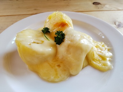 F-2601 共働学舎新得農場チーズ たっぷりラクレット1,000g