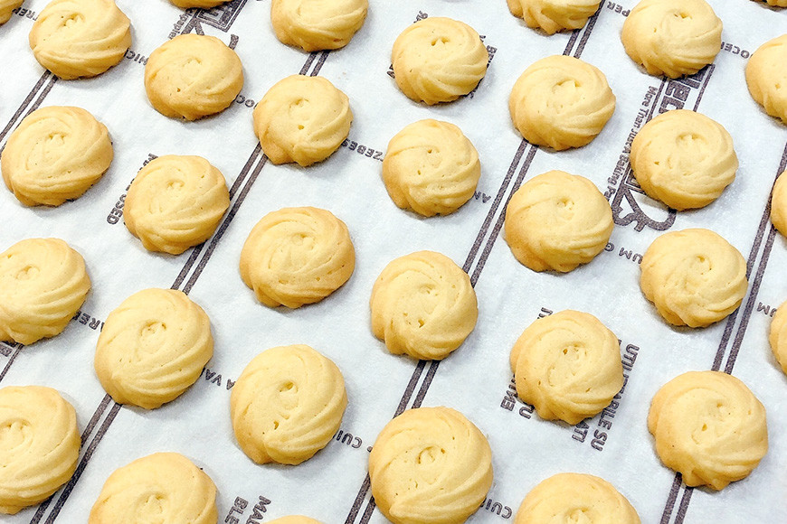 ビジュー缶(白) スール メープルクッキー缶 FO-002-02