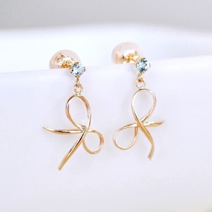 K10YG(10金) イエローゴールド 揺れる リボン ブルートパーズ 地金 ピアス  保証書付 SR-2370 242-056-a