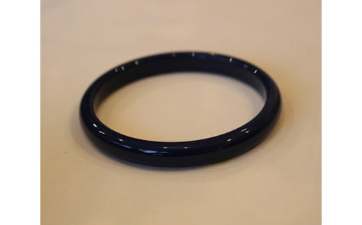 SHINBEY　漆バングル　ネイビー　S ／ ファッション アクセサリー 木製 無垢材 漆塗り 広島県 No.245