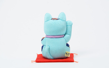 No.179-03 木目込人形（招き猫・風水（中）青）