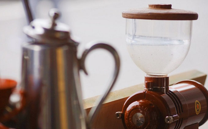 スペシャルティ コーヒー 2種の飲み比べセット（200g×2種）【豆or粉】細挽き（サイフォン・イブリック）