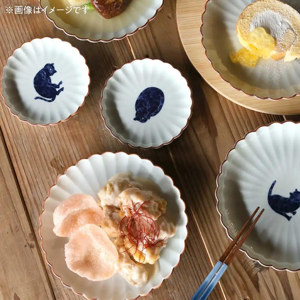 【波佐見焼】呉須猫 小皿 〈我慢〉 3点セット 食器【西海陶器】[OA478]