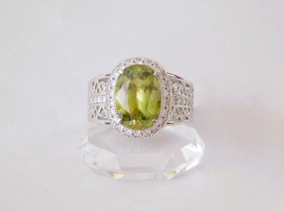 【一点もの】Pt900　スフェーン（4.86ct）ダイヤモンドリング　K53　K06094-H