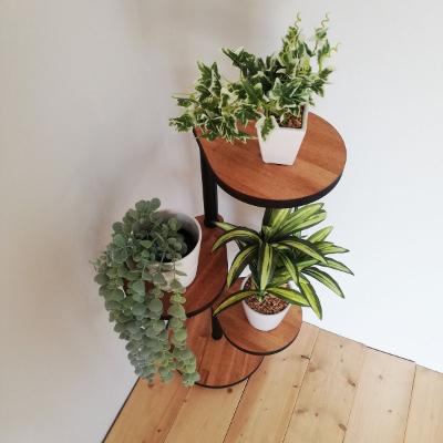 ふるさと納税 守口市 しずくのスタンドシェルフ 3段タイプ 360度回転 ブラウン ガーデンラック 完成品 |  | 01