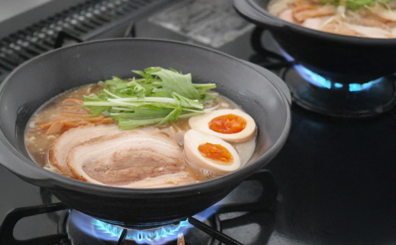 【萬古焼（ばんこやき）】安政三年創業。江戸時代から続く老舗窯元が開発。直火も可能な料理兼用食器　華月　KOKURYU ブラック【ごはん鍋　ごはん炊　孤高　グルメ　KAGETSU 三重県 四日市市ふるさ