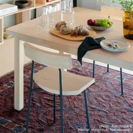 横につながるダイニングチェア(ウレタン塗装)　TSUYAMA FURNITURE【1403750】