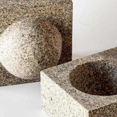 ふるさと納税 香川県 TY BOOKSTAND / sabi|山本忠司氏デザインの庵治石ブックエンド |  | 02