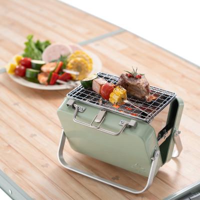 ふるさと納税 城陽市 グリルアタッシュmini ケースに焼網や火床が収納されてて簡単にBBQを楽しめる。 81060970 |  | 01
