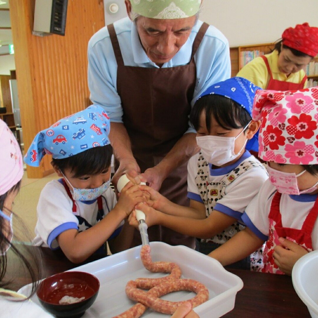 【ふるさと納税】ウインナーづくり体験（5人分） [71] ／ 手づくりハム工房つくしんぼ