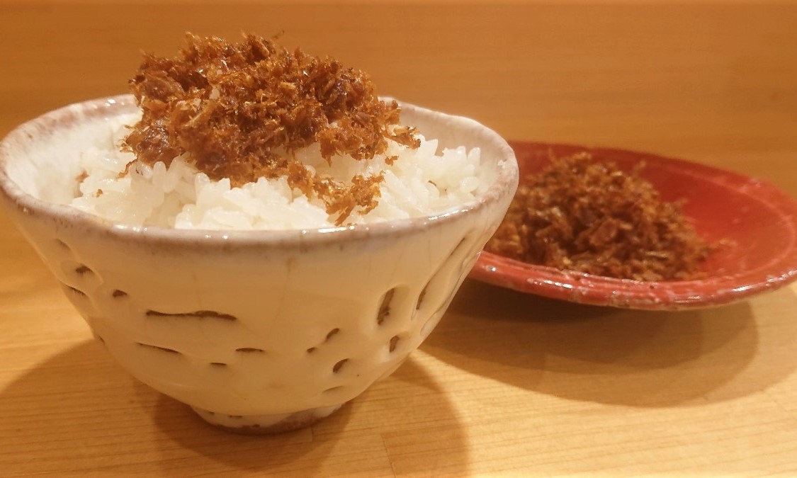 
            高知 の カツオ 生 ふりかけ 100g×3パック［1660］
          