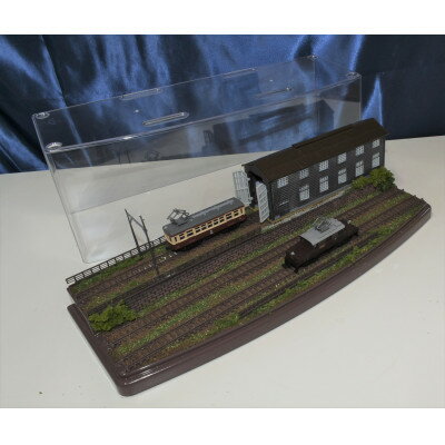 【ふるさと納税】Nゲージ鉄道模型用展示台ケース付きA1【1396562】
