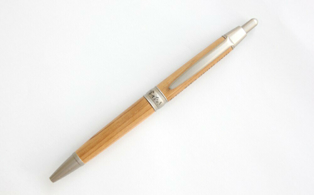 【ふるさと納税】富士山の麓で育った「富士ひのき」ボールペン　オリジナル 木製 0.7mm 贈り物 化粧箱 送料無料　静岡県 富士宮市