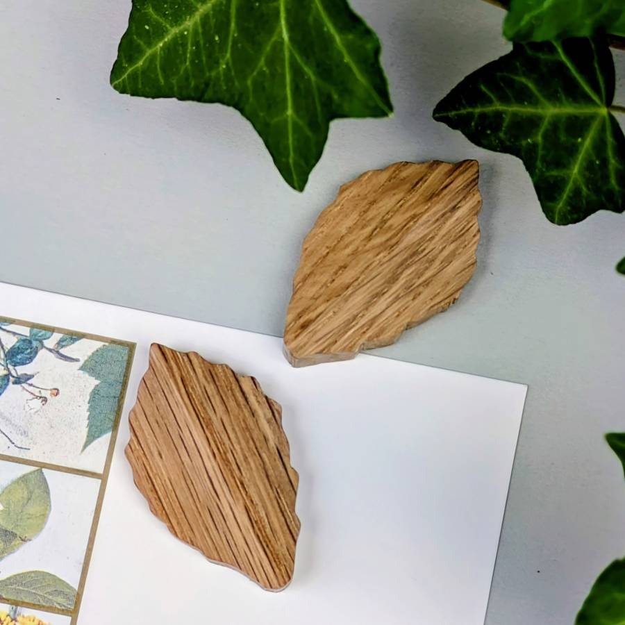 ＜オークヴィレッジ＞葉っぱマグネット　2個セット