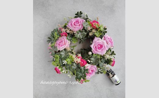 
                  四つ葉のクローバーと薔薇のラウンドリース（036_5019）
                