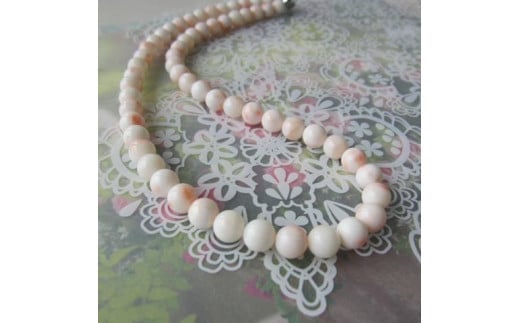 珊瑚職人館の珊瑚ネックレス83