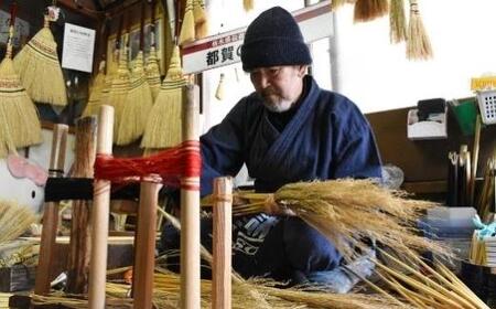 栃木県 伝統工芸品 指定　手作り ほうき　栃木産ほうき草使用「変り型ほうき」