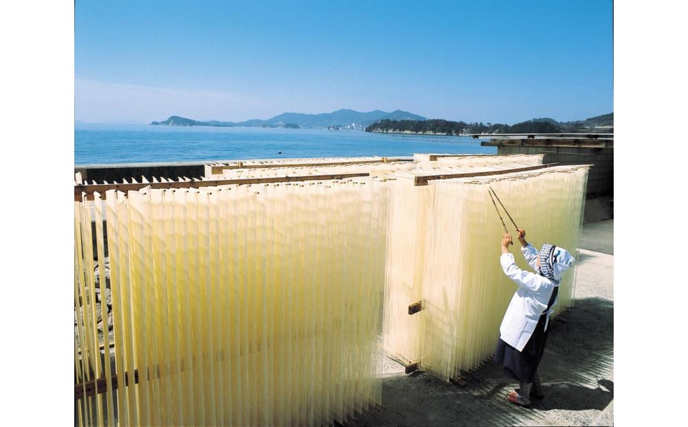 小豆島 手延素麺「島の光 金帯・極細」極寒製 900g(50g×18束)