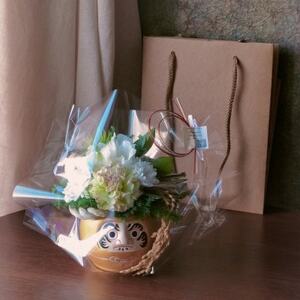 お正月　福飾り　金だるまフラワーアレンジメント【1691397】