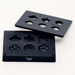 【手作り和菓子シリーズ】●干菓子型● プラスチック製 和菓子 調理 料理 製菓 キッチン 調理器具 軽量 わがし 和菓子 お菓子 ひがし 干菓子 乾菓子 千葉真知子先生監修〈スケーター株式会社〉   6-309