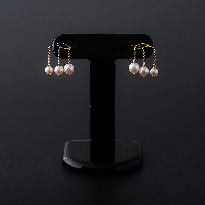 自然優美な雫のアコヤ真珠ピアス：C103-013_イメージ2