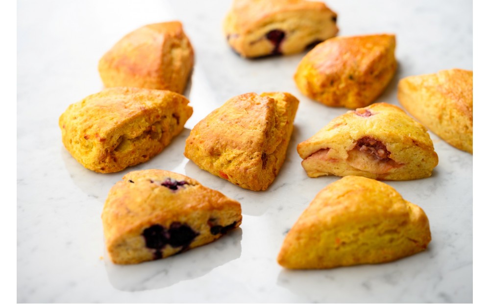 
                  ウフフおすすめスコーン１０個セット　焼き菓子 菓子 スコーン チュコーン 野菜入り ウフフ ママ おかし スイーツ デザート 食品　石川 金沢 北陸 復興支援 復興応援
                