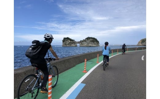 
南紀熊野ジオパークガイドと巡る！古の時にタイムスリップサイクリング(クロスバイク利用）
