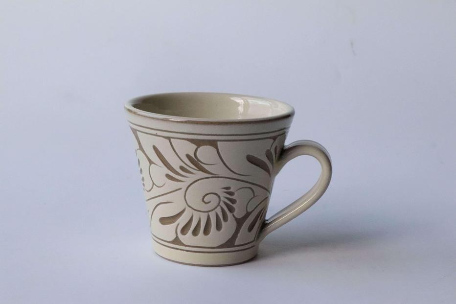 ＜受注生産品＞白唐草線彫 ( マグカップ小 × 1個 )