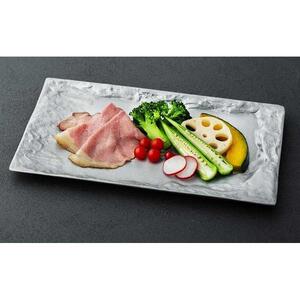 「ひんやり」をキープしてくれるアルミ鋳物のアペタイザープレート（Mt. plate L)