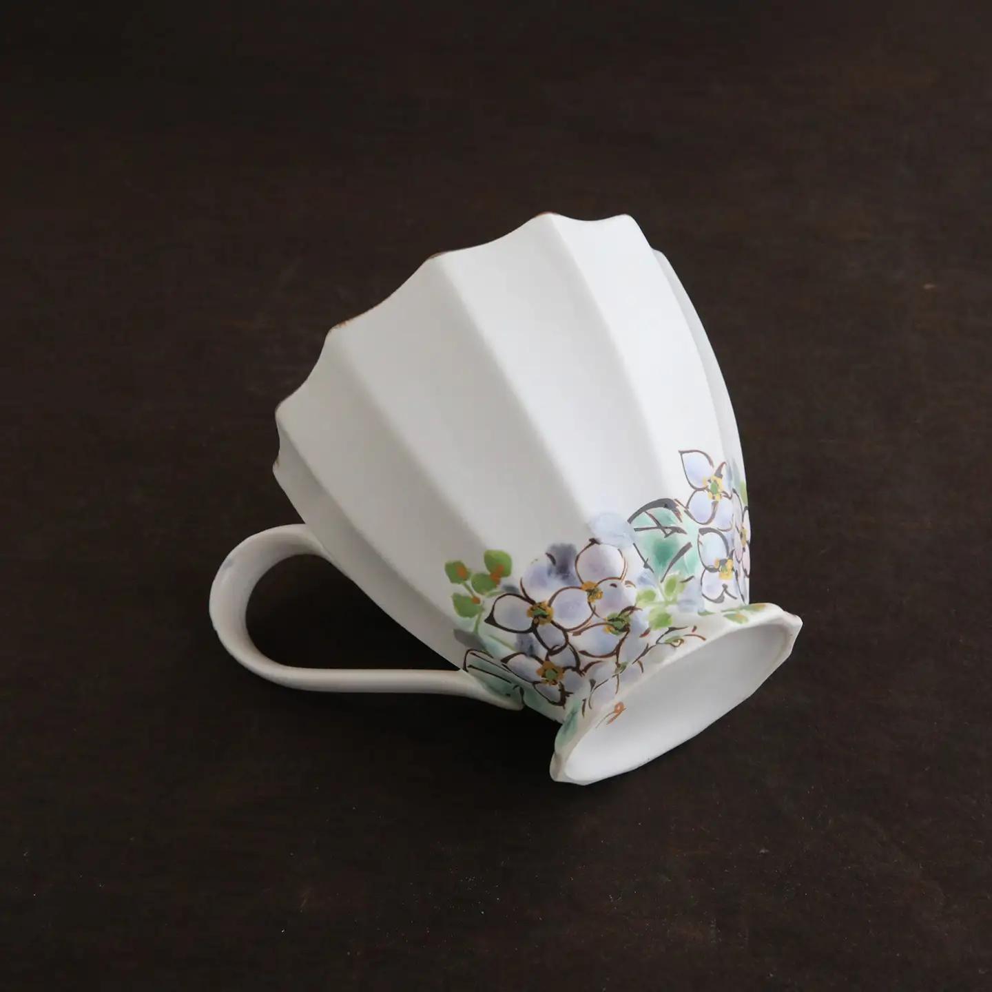 【美濃焼】koyomiお花マグカップ 6月 紫陽花【buzan 武山窯】食器 コーヒーカップ ティーカップ [MBA018]