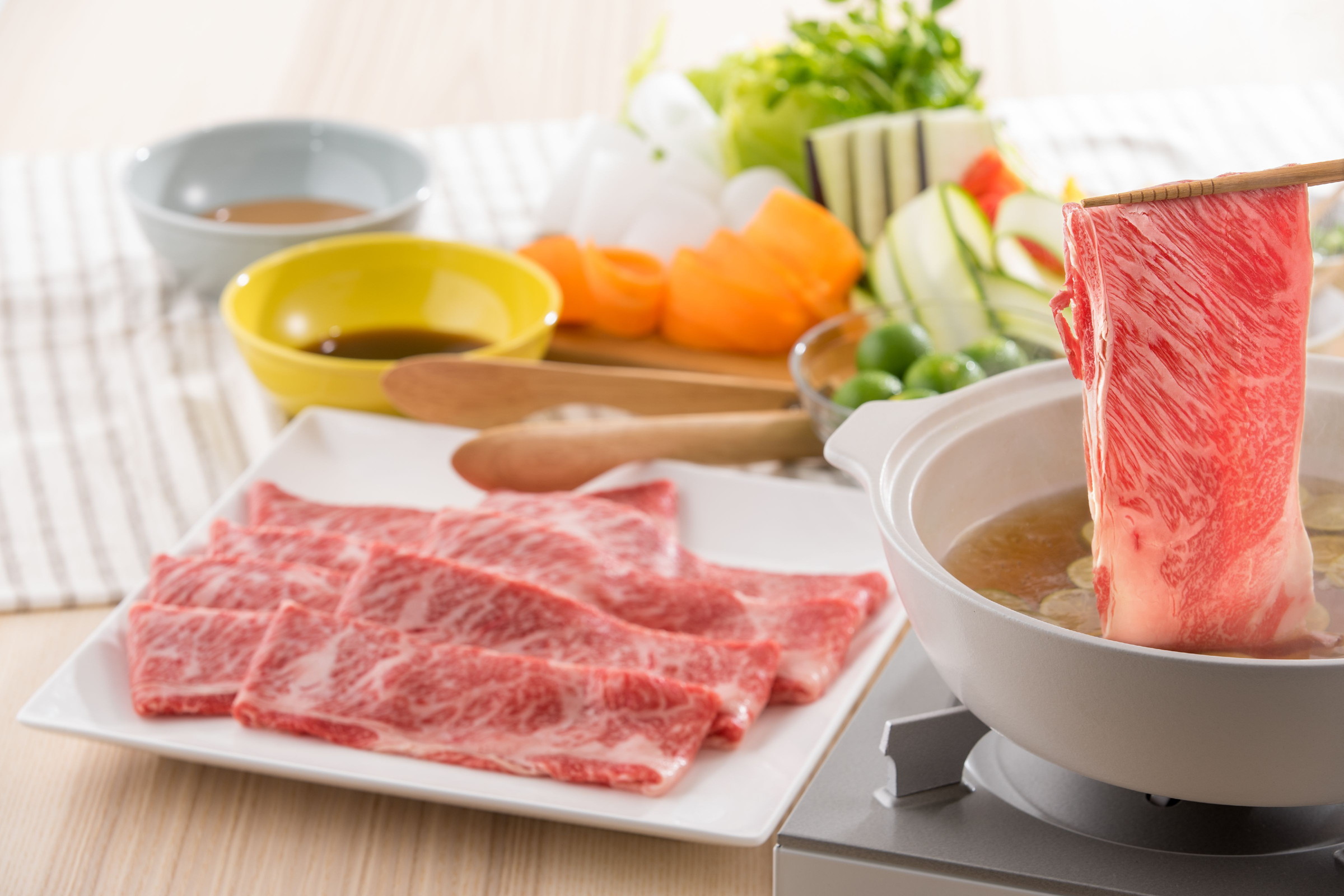 伊万里牛しゃぶしゃぶ 600g 3人前～4人前 だし ぽん酢 ごまダレ ちゃんぽん麺 セット 158-J752