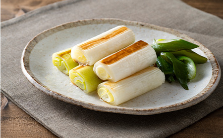 ≪2026年先行予約≫【ねぎびとカンパニー】贈答用 山形県産 寅ちゃんねぎ 2Lサイズ 10本入（2本×5袋） 2026年11月下旬から順次発送 葱 ねぎ ネギ 野菜 食品 山形県 F2Y-5336