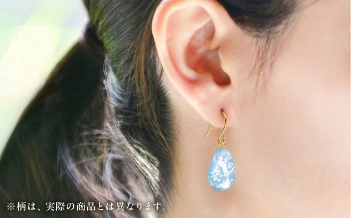 IKAZAKI WASHI JEWERLY しずくピアス「ライトブルー」桜柄／アクセサリー ピアス ジュエリー 和紙 伝統工芸 内子町【株式会社五十崎社中】 [BKCN009]