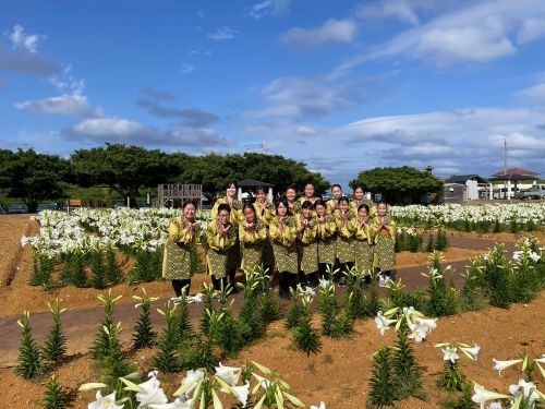【8-4　百合の会】
ミュージカルで子どもたちに夢を！島の魅力を島外に発信！