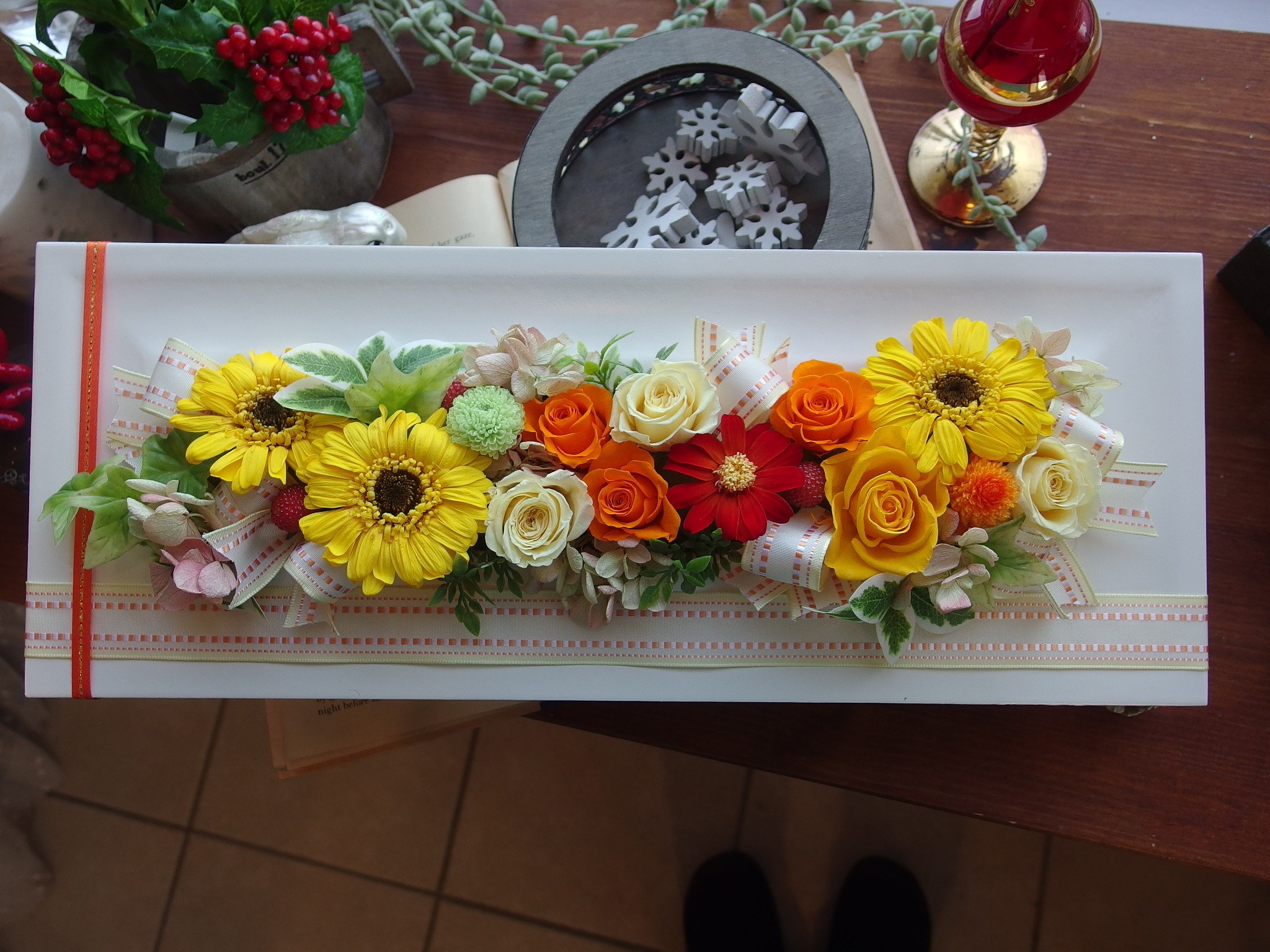 
                  ガーベラのフレームアレンジ ｜ 雑貨 日用品 インテリア ギフト 花 苗木 フレームアレンジ プリザーブドフラワー フラワーギフト プリザーブドフラワーアレンジ 花贈り 記念日 誕生日 お祝い 新築祝い 長野県 松川村 AF20
                