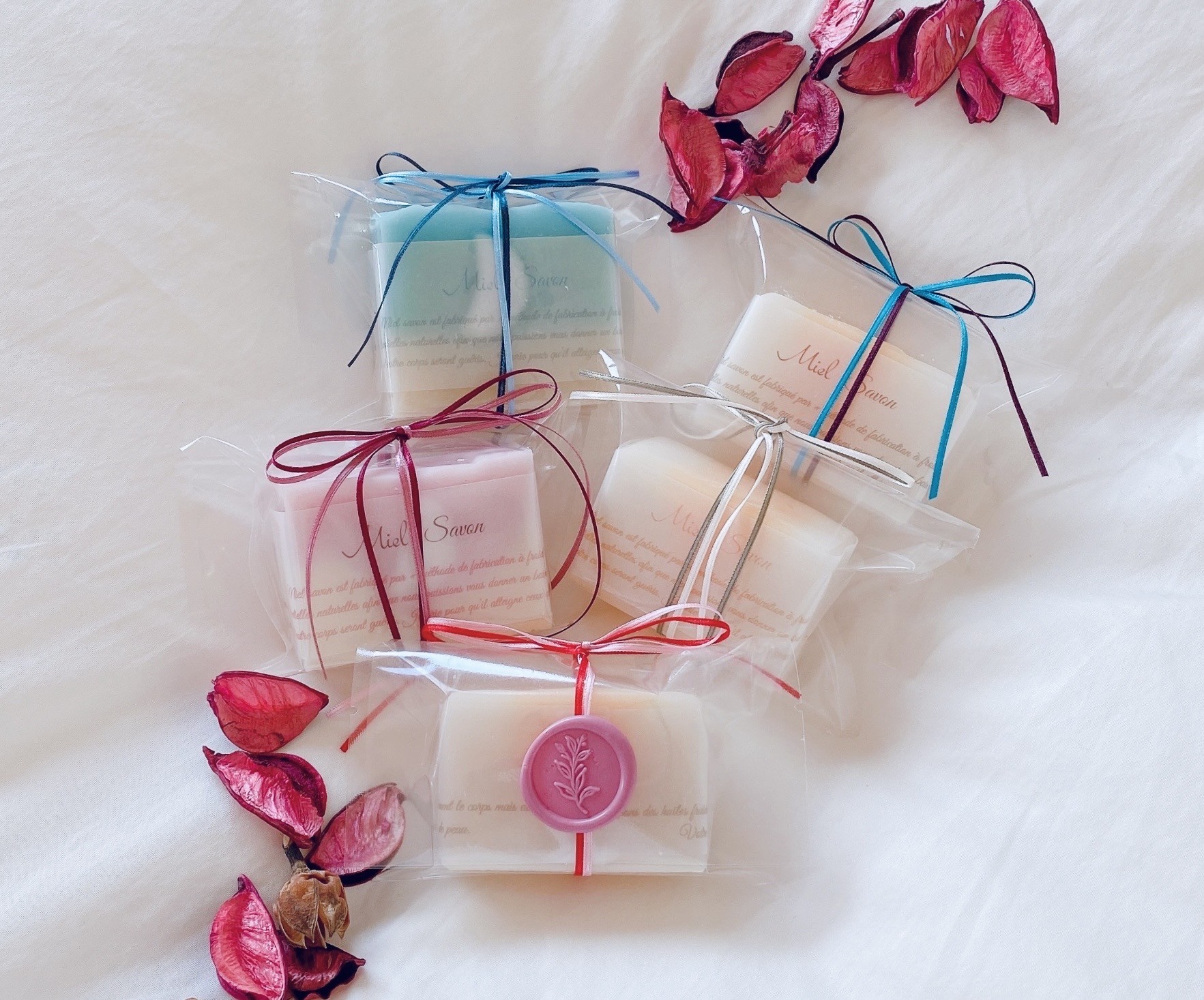 
Miel オーガニック石けん 2個（2種）化粧箱入り（泡立てネット、石鹸トレー付き）[ 石鹸 ソープ ]
