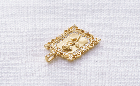 【高島屋選定品】純金(K24) ダイヤモンド ペンダントトップ (ダイヤ合計0.23ct)