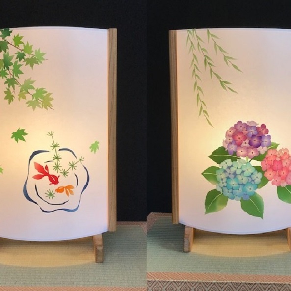 着物生地で作ったおしゃれな行灯 金魚と紫陽花【あんどん 工芸品 和風 置物 壁飾り インテリア】 099H268